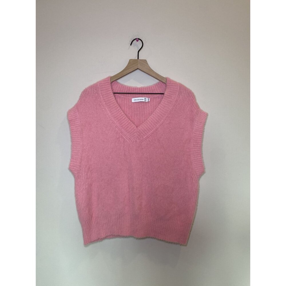 Vintage Pink Sweater Vest Size Small Charm Detail - Picture 2 of 9